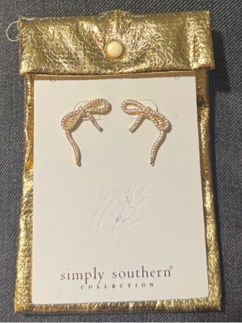 NWT Simply Southern bow earrings